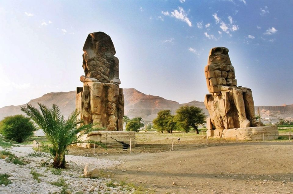 Hurghada: 2-Day Luxor Tour with Hotel, Balloon, & Nile Boat - Valley of the Kings and Tomb visits: seeing where pharaohs are remembered