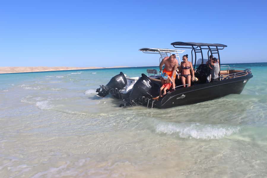 Hurghada: 4 Island Hopping Tour Dolphin, Snorkeling & Lunch - Nemo Island: another hour with less rush