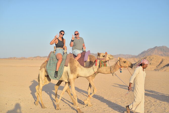 Hurghada: 4x4 Jeep Safari, Starwatching, Camel Ride & Dinner - BBQ Dinner in the Desert: Simple, Filling, and Included