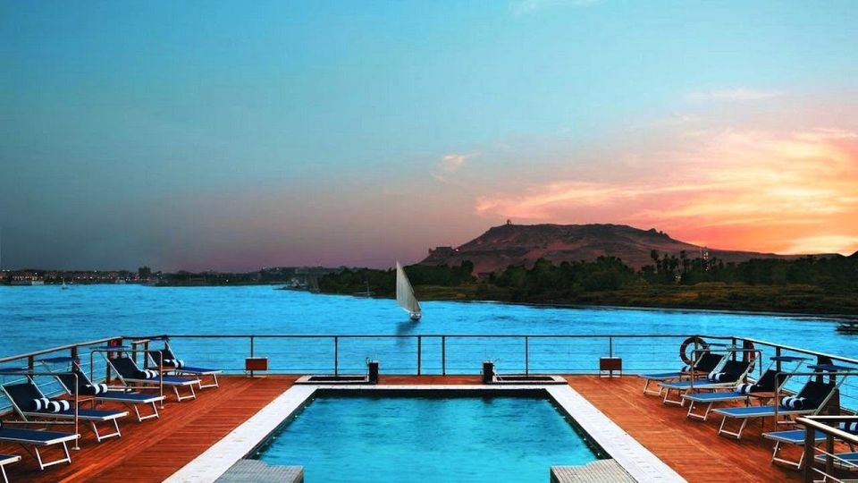 Hurghada: 5 Days Nile Cruise with Guided Tours & Abu Simbel - The cruise experience: 5-star label, cabin reality, and what’s included