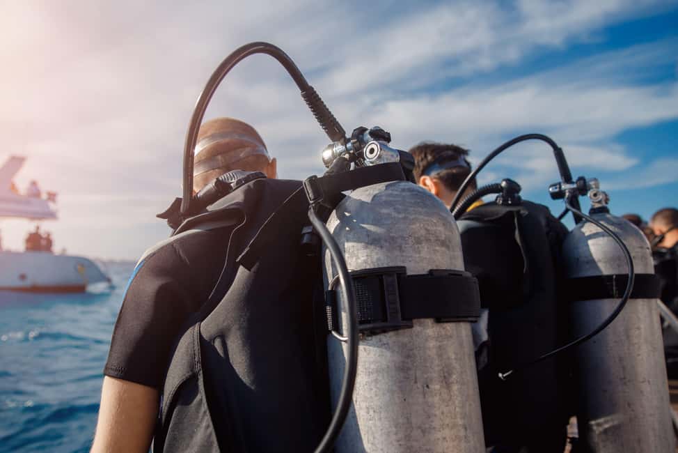 Hurghada: Beginners Scuba Diving Full-Day Boat Trip & Lunch - How the Day Unfolds: Pickup, Yacht Time, and Back to Hurghada