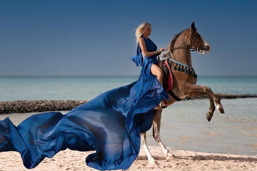 Hurghada: Desert & Sea Horse Riding with + 360° Photos - The Desert Ride: Trails, Calm Pace, and Sunset Light