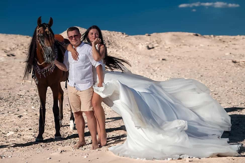 Hurghada: Desert & Sea Horse Riding with + 360° Photos - Riding Near the Red Sea: When You Trade Sand for Shallow Water