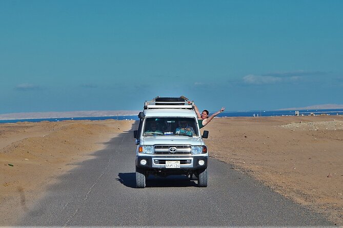 Hurghada Desert Sunset & Stargazing Tour with Dinner by Jeep - Sunset Dinner: Camel Rides, Herbal Tea, and Candlelight Time