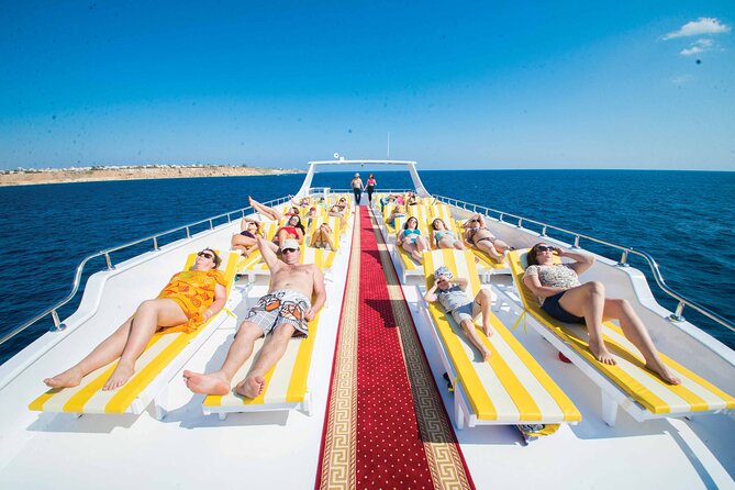 Hurghada: Elite VIP Cruise with Seafood and BBQ Buffet Lunch - Four-deck comfort on the Red Sea: what the ELITE VIP boat does right