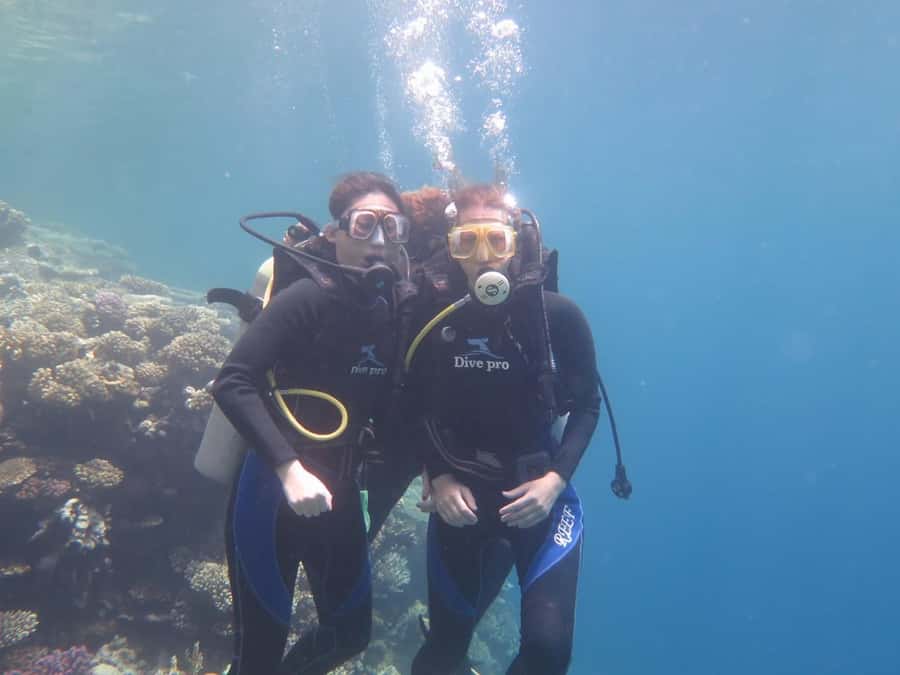 Hurghada: Full-Day Scuba Diving Tour with 2 Sites and Lunch - Two reef stops in the Red Sea: what the underwater time feels like