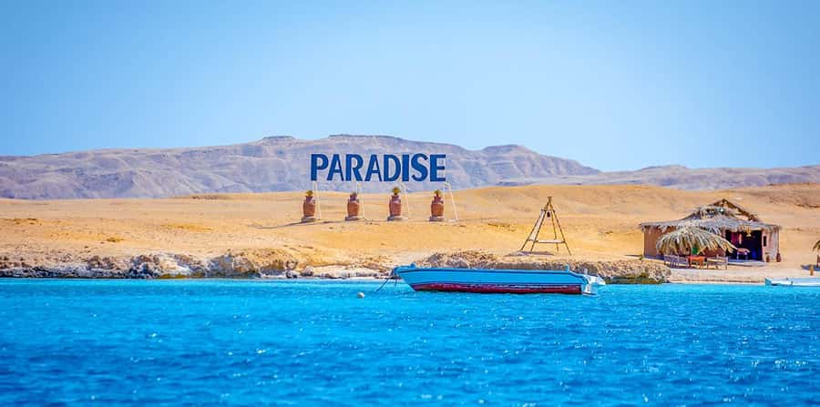 Hurghada: Giftun Islands with Snorkeling & Semi-Submarine - Price and value: does $28 make sense?