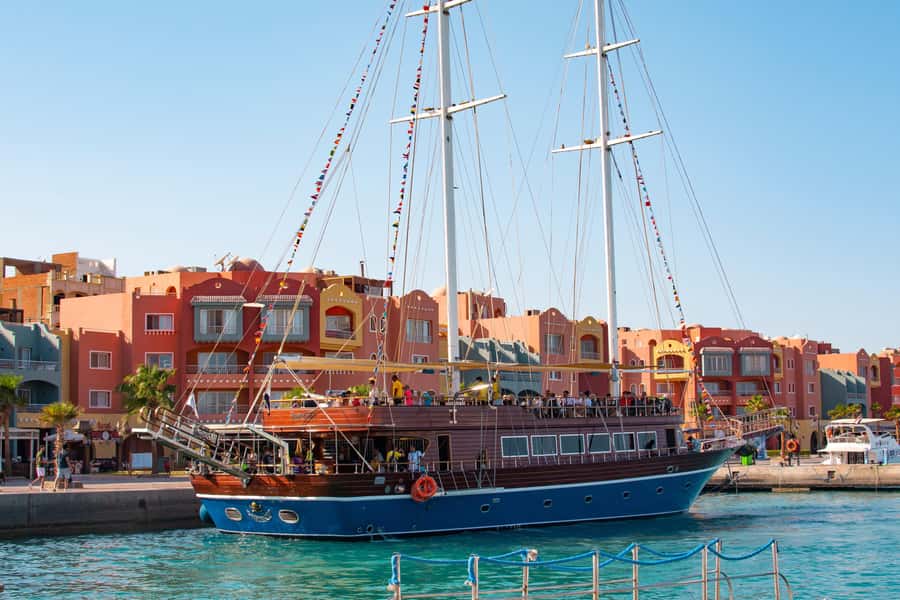 Hurghada: Guided City Highlights Tour with Shopping Stops - Key things that make this tour worth your time