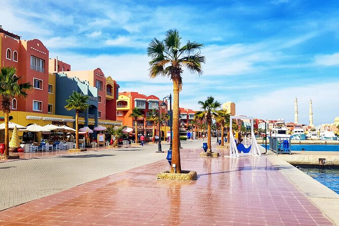 Hurghada Guided City Tour with Private Transfer - Hurghada Marina: Cafes, Fish Market Neighbors, and Sea-Front Layout