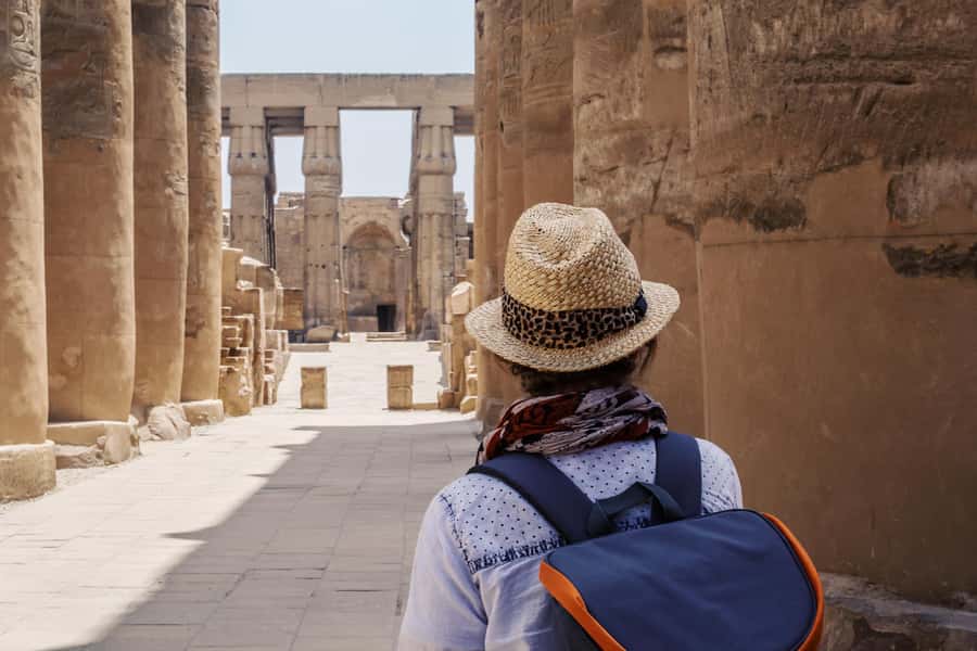 Hurghada: Luxor Guided Full Day trip with Tut Tomb & Lunch - Valley of the Kings + Tutankhamun (KV62): your main moment