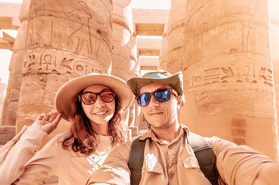 Hurghada: Luxor Tour with Valley of Kings, Karnak & Tut Tomb - Karnak Temple With an Egyptologist: How to Read the Place