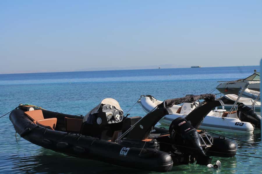 Hurghada: Magawish Island Speedboat W Snorkelling & Lunch - Snorkel Stop #1: Shaab Eshta Kebir and the first look at coral