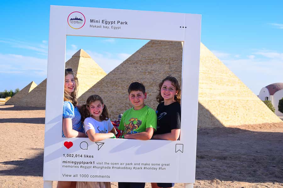 Hurghada: Mini Egypt Park Entry Ticket, Tour, and Transfers - Hotel pickup and the drive: the part you’ll appreciate later