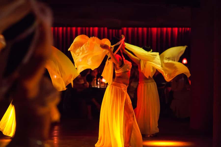 Hurghada: Naz Cabaret ticket with beverages - Timing and What to Do With a Late Start