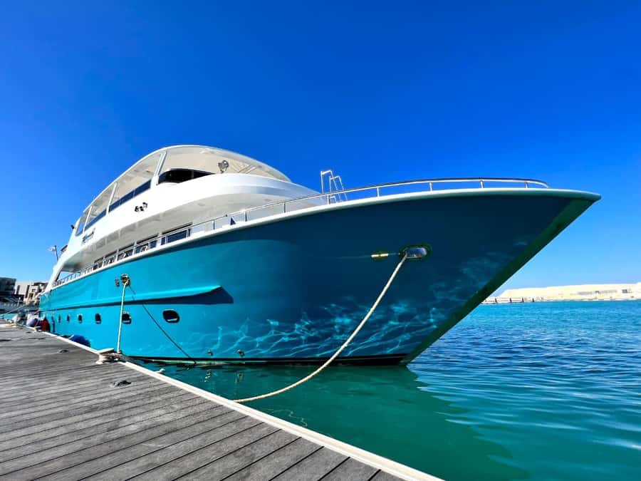 Hurghada: Orange & Giftun Island Cruise with Massage & Lunch - Why the Orange Bay + Giftun route feels like a smart day trip
