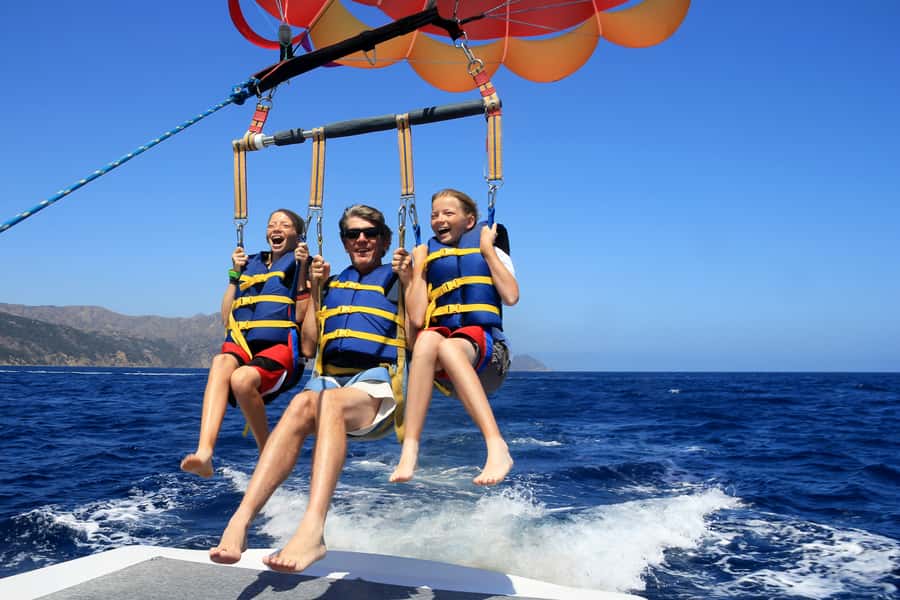 Hurghada: Parasailing Adventure on the Red Sea - Who Should Book This Parasailing Adventure