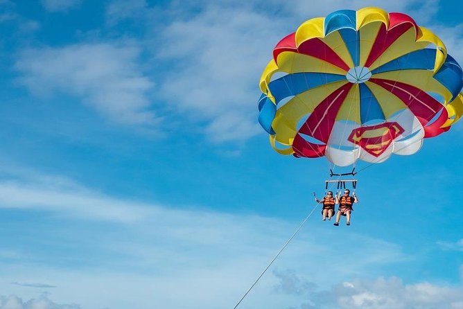 Hurghada: Parasailing Adventure with Hotel Pickup - Included extras that keep this from feeling “nickel-and-dimed”