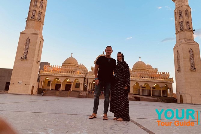 Hurghada private city tour & Royal seascope - El Mina Masjid: a clear introduction to local Islam