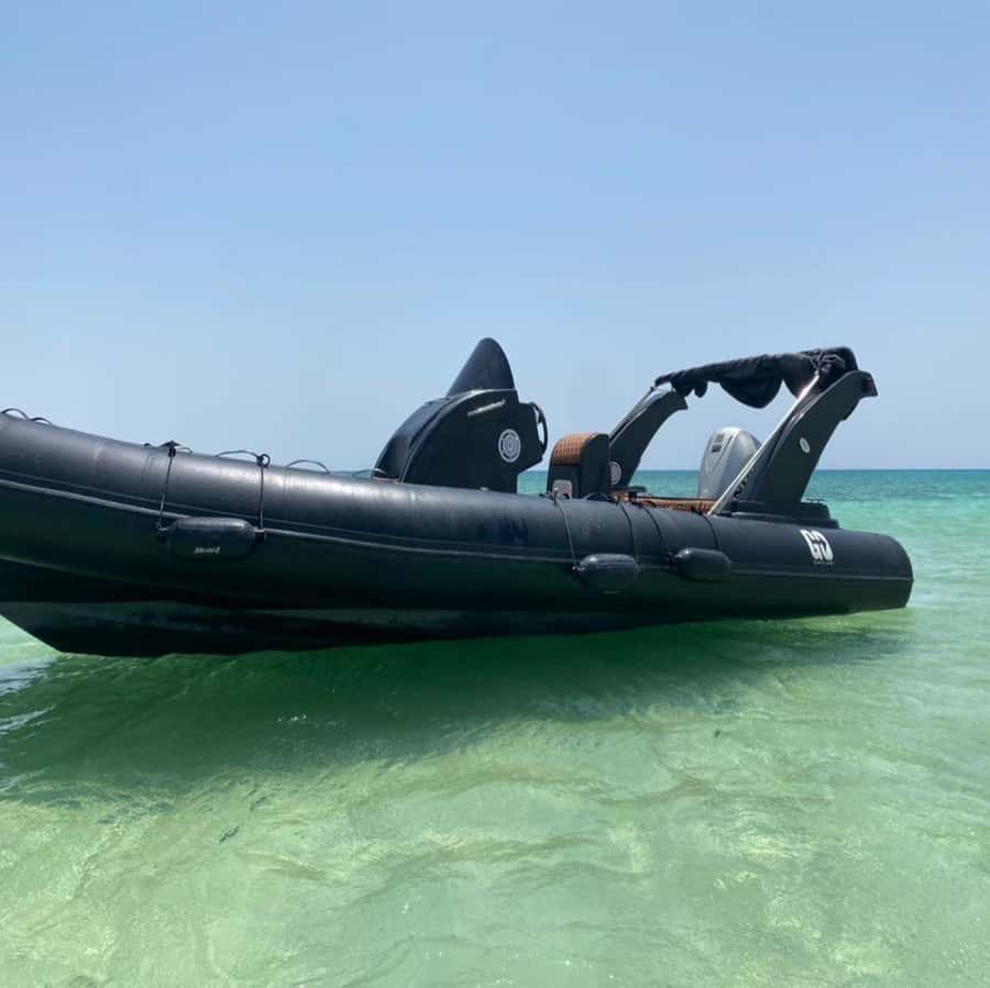 Hurghada: Private Dinner and Sunset Yacht Cruise - Price and value: what $371 for up to 2 really buys