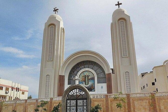 Hurghada Private Guided City Tour with Transport - A practical route map: old town, modern city, and working life