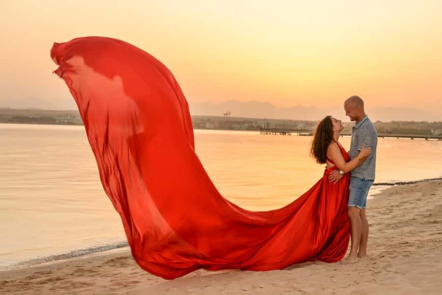 Hurghada: Private Photoshoot with Hotel Pickup and Drop-off - What to bring (and how to make the photos look natural)