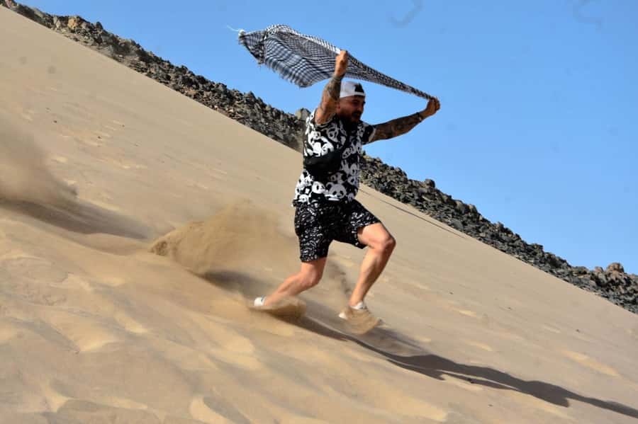 Hurghada: Red Sea Desert Quad Biking Tour & Sand Mountain - Guides Matter: Hassan Fawzy, Walid, and the Local Stories Side