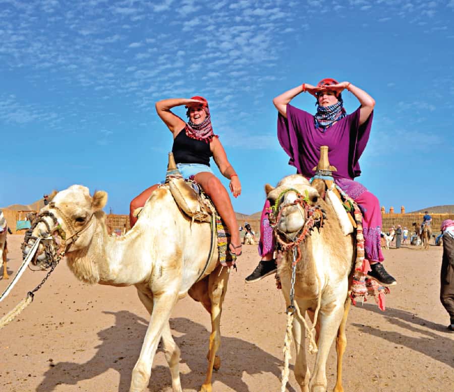 Hurghada: Safari Jeep & Camel Ride with BBQ Dinner & Show - Riding the Sahara in a Jeep: what you’ll really feel