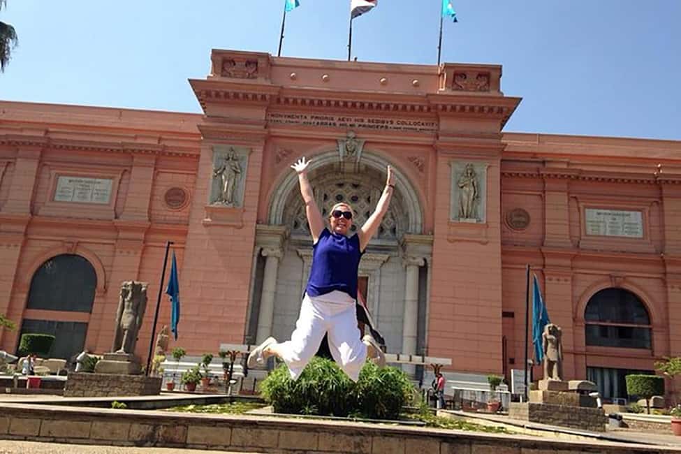 Hurghada to Cairo: Full-Day Tour one way Bus & Flight Return - Cairo-to-Hurghada Return Flight: How Timing Changes Your Evening