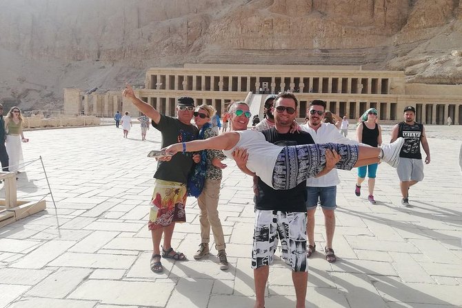 hurghada to Lxour private tour - valley of the king & more - Lunch, drinks, and the one thing to budget: extras