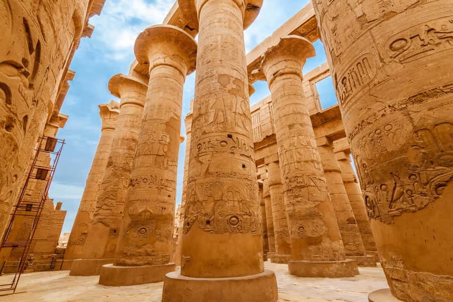 Hurghada: Valley of Kings Hatshepsut & Karnak Luxor Day Trip - Colossi of Memnon: Short Stop, Big Feeling