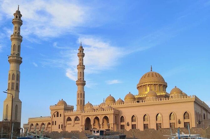Hurghada VIP City Tour with Shopping Highlights - Sheraton Square Hurghada: the old hotel story you’ll remember