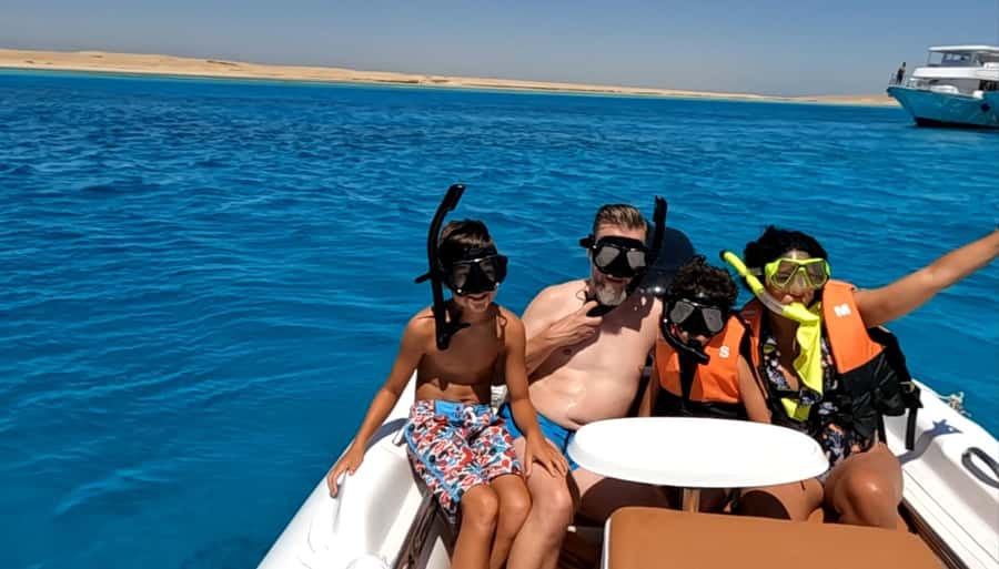 Hurghada: White Island Speedboat Tour, Snorkeling, & Lunch - Key things that make this tour worth considering