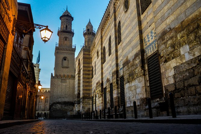 Islamic Cairo Walking Tour: Khan el Khalili, Al-Azhar Mosque - Al-Azhar Mosque: Fatimid minarets and a teaching space you can feel