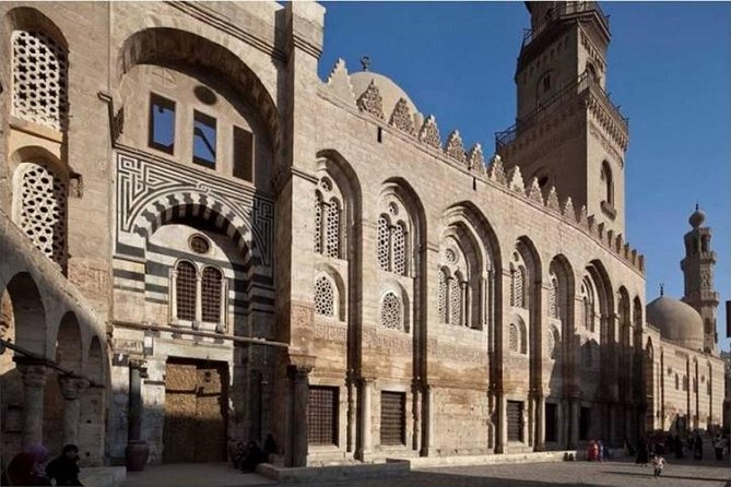 Islamic Cairo Walking Tour: Khan el Khalili, Al-Azhar Mosque - Bab El Fotouh and the long walk along Sharia Al Muizz