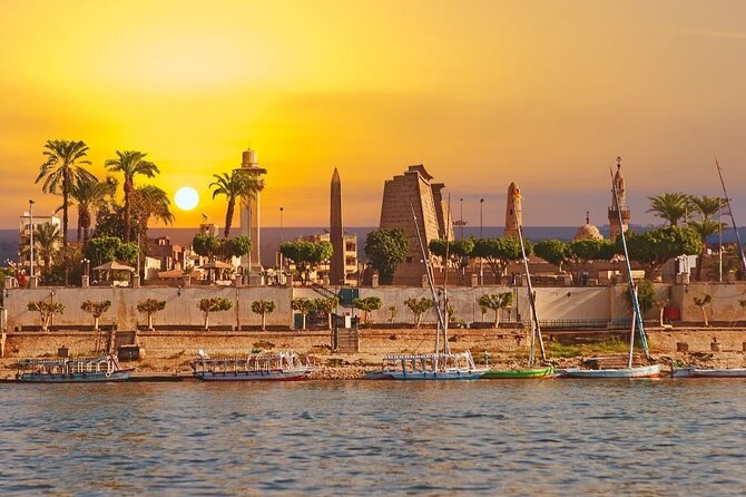 Kings of Ancient Egypt : 6 Days Cairo and Luxor Guided Tours & Overnight Train - From Cairo airport to your Giza hotel: the easy start