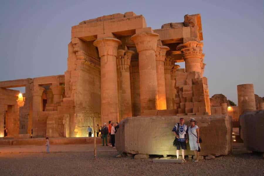 Luxor: 4 Days Nile Cruise with Guided Tours & Abu Simbel - Luxor To Aswan: The Rhythm of a Guided Nile Cruise