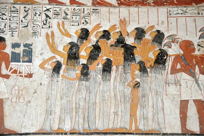 Luxor Day Tour to Habu Temple, Valley of the Nobles and Deir El Madina - Key highlights from the West Bank trio