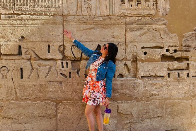 Luxor Day Tour: Valley of the Kings, Queens, Habu and Hatshepsut - Colossi of Memnon: two statues, one former funerary temple