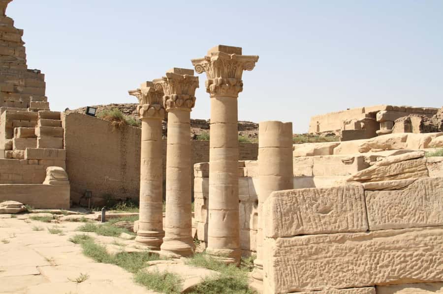 Luxor Day Tour Visit Dendara And Abydos Temples - Things to consider: shops, driving feel, and tipping
