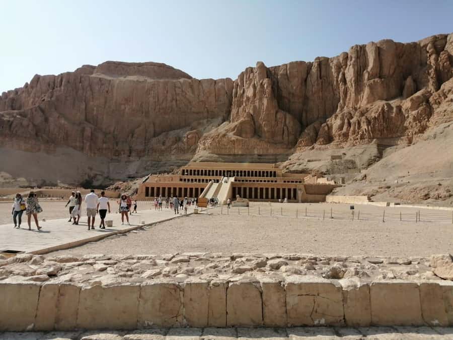 Luxor: East and West Bank Private Full-Day Tour - Karnak Temple: the Amun center that can swallow a morning