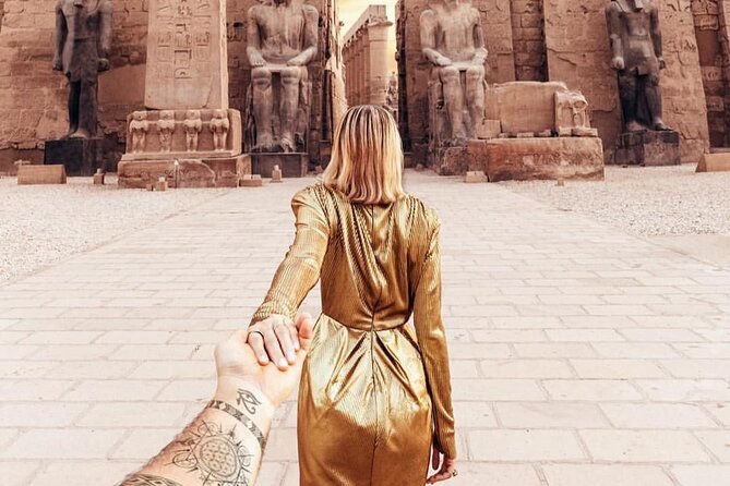 Luxor East and West Bank: Valley of the kings, Habu Temple,Karnak&Luxor Temples - Colossi of Memnon: a quick photo stop with big statue energy