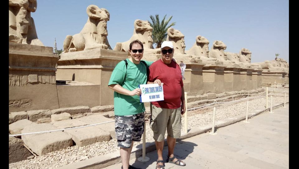 Luxor: East and West Banks Private Tour with Guide and Lunch - Between temples and lunch: keeping the day efficient