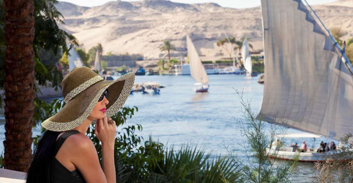 Luxor East Bank: Private Half-Day Tour W/Free Carriage Ride - Luxor Temple: the New Kingdom symbolism along the Nile