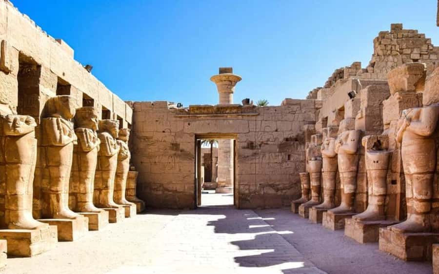 Luxor: East & West Bank Temples Private Tour with Tickets - Karnak Temple: Where Amon’s Worship Becomes Total Scale