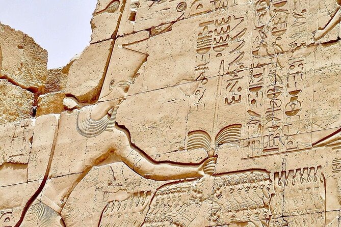 luxor half Day tour to Karnak and Luxor Temples - Hotel Pickup and AC Transport: Small Detail, Big Relief