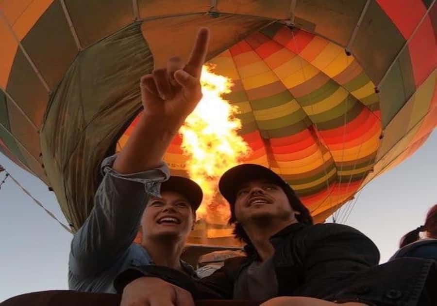 Luxor: Hot Air Balloon Ride Over Temple of Hatshepsut - Inflation, boarding, and the gentle takeoff