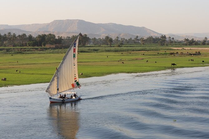 Luxor Nile River Private Felucca Ride at Sunset - Gliding past Luxor’s daily river scenes