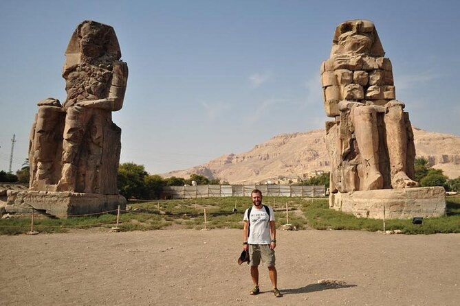 Luxor Private day tour from Makadi with Private Tour guide - Colossi of Memnon: a short stop with massive scale