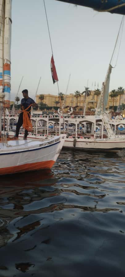 Luxor: Private Felucca Boat Trip with Hotel Pickup - The No-Wind Plan: Motor Boat Replacement (and How to Feel About It)