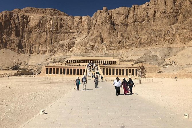 Luxor Private Full-Day Tour: Discover the East and West Banks of the Nile - Colossi of Memnon: A Short Photo Break That Still Counts